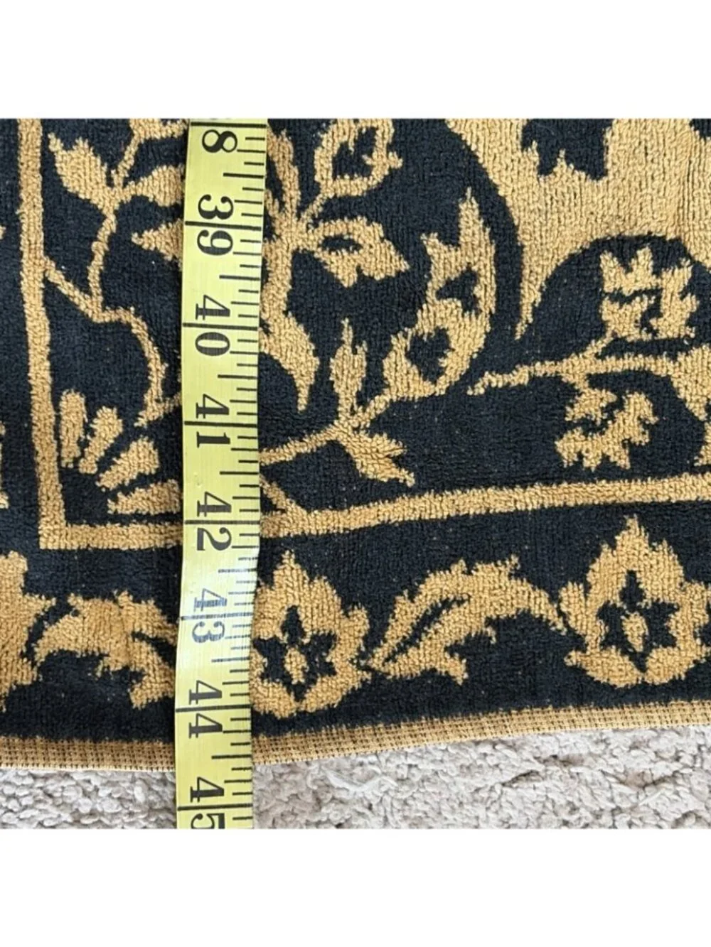 Vintage 1970's Fieldcrest Gold & Black Bath Towel 44x24